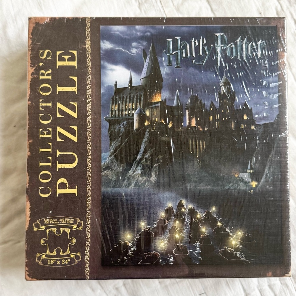 USAopoly Harry Potter & The Sorcerer's 550 Piece Jigsaw Puzzle Collectible New